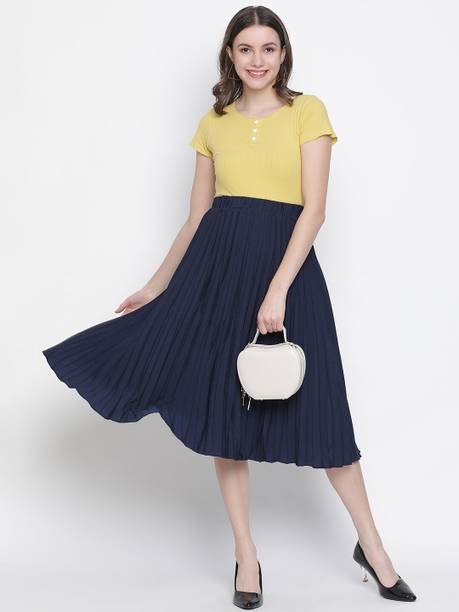 Women Solid Divided Dark Blue Skirt